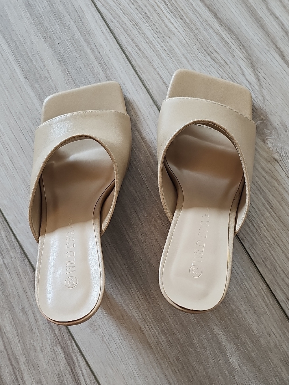 Open-Toe Slide Heels - Picture 2 of 5